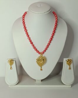 Coral Pink Freshwater Pearl With Golden Pendent